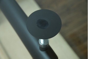 中古　美品　Cassina(カッシーナ)　LC6　スタイリッシュなダイニングテーブル　定価約110万円　(R-084687)