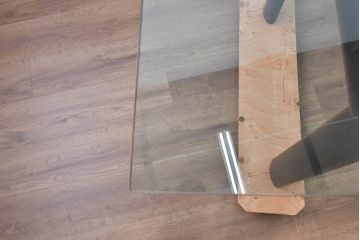 中古　美品　Cassina(カッシーナ)　LC6　スタイリッシュなダイニングテーブル(定価約110万円)(R-084687)