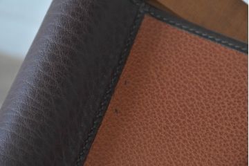 中古　フランス　HERMES(エルメス)　PIPPAシリーズ　本革　木の温もりでレザーのしなやかさを楽しむフォールディングチェア(folding armchair、折りたたみ式チェア、折り畳み、アームチェア、椅子、イス)(現行定価約350万円)(R-084688)