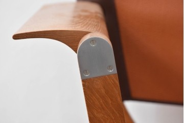 中古　フランス　HERMES(エルメス)　PIPPAシリーズ　木の温もりでレザーのしなやかさを楽しむフォールディングチェア　現行定価約350万円相当　(R-084688)