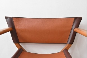 中古　フランス　HERMES(エルメス)　PIPPAシリーズ　木の温もりでレザーのしなやかさを楽しむフォールディングチェア　現行定価約350万円相当　(R-084688)