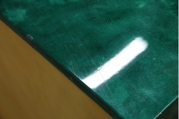 イタリアヴィンテージ　高級家具　希少モデル!!　アルド・トゥーラ(ALDO TURA)　仔山羊革張り　引き出し14杯　グリーンカラーが印象的なサイドチェスト　(R-084689)