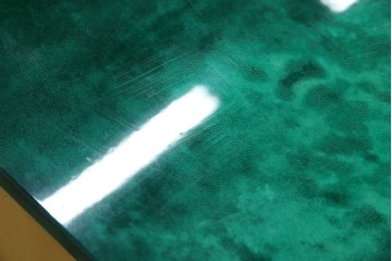 イタリアヴィンテージ　高級家具　希少モデル!!　アルド・トゥーラ(ALDO TURA)　仔山羊革張り　引き出し14杯　グリーンカラーが印象的なサイドチェスト　(R-084689)