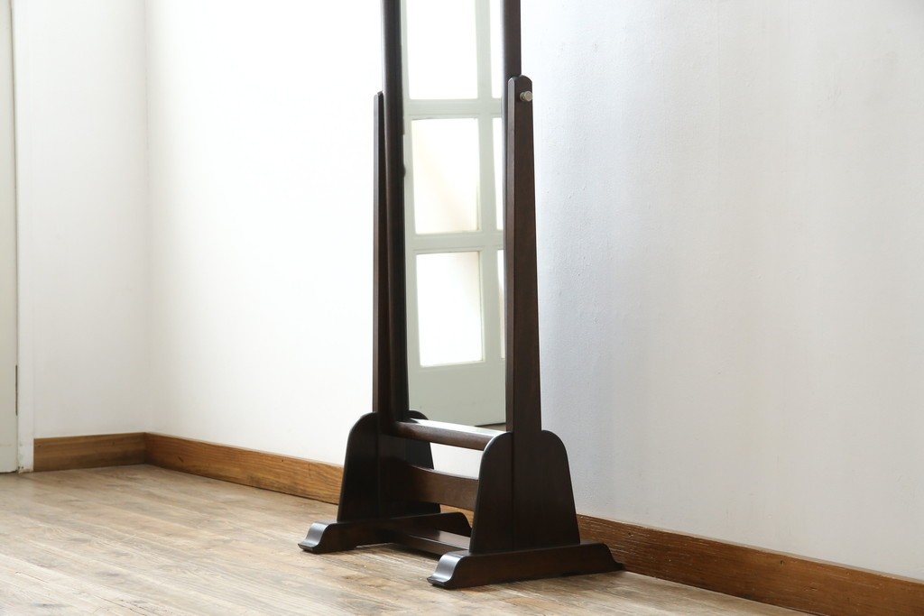 中古　美品　松本民芸家具　シンプルながら品の良い佇まいが魅力のD型姿見　(R-084690)