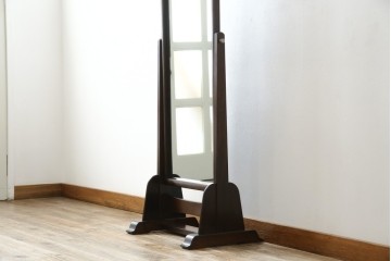 中古　美品　松本民芸家具　シンプルながら品の良い佇まいが魅力のD型姿見　(R-084690)