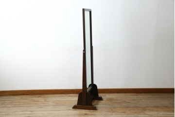 中古　美品　松本民芸家具　シンプルながら品の良い佇まいが魅力のD型姿見　(R-084690)