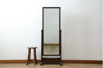 中古　美品　松本民芸家具　シンプルながら品の良い佇まいが魅力のD型姿見　(R-084690)
