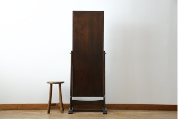 中古　美品　松本民芸家具　シンプルながら品の良い佇まいが魅力のD型姿見　(R-084690)