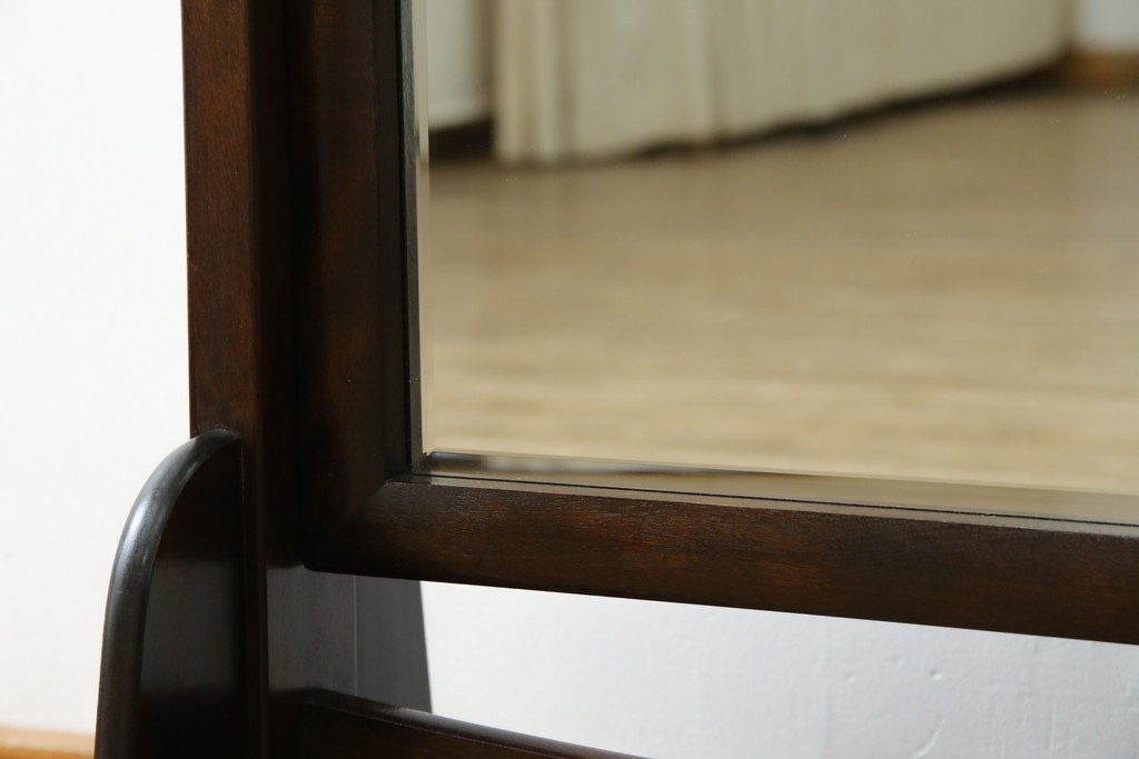 中古　美品　松本民芸家具　シンプルながら品の良い佇まいが魅力のD型姿見　(R-084690)