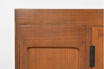 和製ビンテージ　専門店にてリペア済　前面桐材　透かしの金具がアクセント!和の美を纏うワードローブ(R-084692)