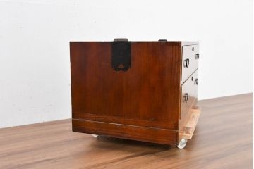 和製ビンテージ　専門店にてリペア済　前面桐材　和の美を纏うローチェスト(R-084693)