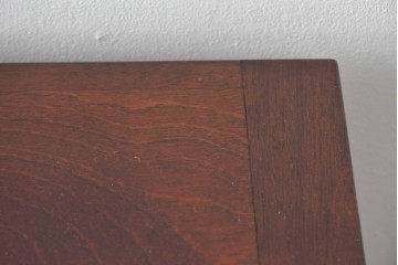 中古　超美品!!　特注　松本民芸家具　クラシカルな重厚感漂う収納力抜群のキャビネット　定価約100万円　(R-084694)