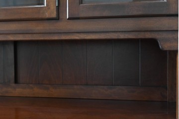 中古　超美品!!　特注　松本民芸家具　クラシカルな重厚感漂う収納力抜群のキャビネット　定価約100万円　(R-084694)