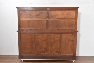 中古　超美品!!　特注　松本民芸家具　クラシカルな重厚感漂う収納力抜群のサイドキャビネット(戸棚、収納棚)(定価約100万円)(R-084694)