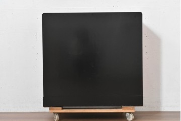 中古　超美品!　高島屋購入品　総漆塗り　深紅の色彩と使いやすい多段構成が魅力の小箪笥　定価約70万円相当　(R-084697)