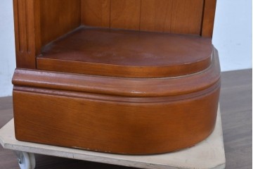 中古　美品　横浜ダニエル(daniel)　彫り装飾や滑らかな曲線が美しいコーナーラック　(R-084698)