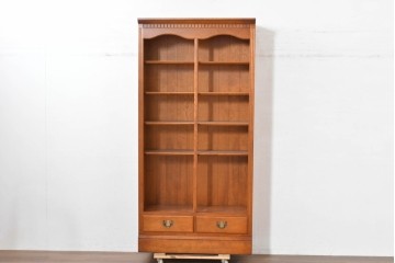 中古　美品　横浜ダニエル(daniel)　気品漂うデザインが空間を格調高く演出する本棚　(R-084699)