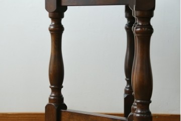 中古　超美品　松本民芸家具　M型バタフライ卓(楕円)　凝った脚のデザインが目を惹くバタフライテーブル　定価約28万円　(R-084701)
