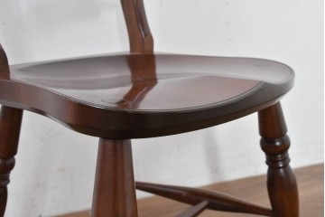 中古　超美品　松本民芸家具　背貫のデザインが目を引くB型ワイコムチェア　定価約12万円相当　(R-084706)