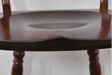 中古　超美品　松本民芸家具　背貫のデザインが目を引くB型ワイコムチェア　定価約12万円相当　(R-084706)