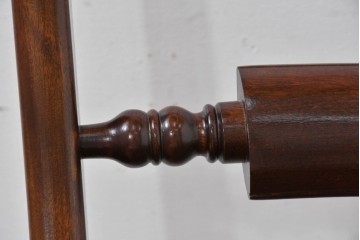 中古　超美品　松本民芸家具　背貫のデザインが目を引くB型ワイコムチェア　定価約12万円相当　(R-084706)