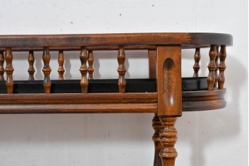中古　美品　希少な廃番品!!　イタリア製　クラシカルな佇まいと実用性を兼ね備えたキャスター付き木製プランター　(R-084709)