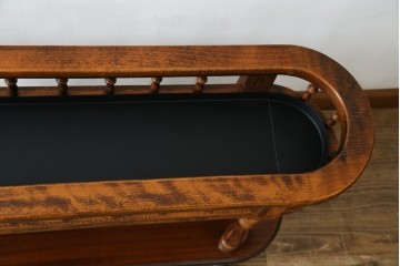 中古　美品　希少な廃番品!!　イタリア製　クラシカルな佇まいと実用性を兼ね備えたキャスター付き木製プランター　(R-084709)