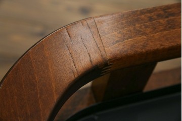 中古　美品　希少な廃番品!!　イタリア製　クラシカルな佇まいと実用性を兼ね備えたキャスター付き木製プランター　(R-084709)