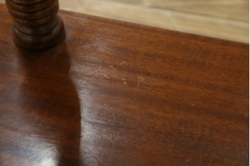 中古　美品　希少な廃番品!!　イタリア製　クラシカルな佇まいと実用性を兼ね備えたキャスター付き木製プランター　(R-084709)