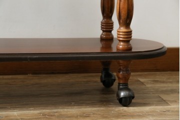 中古　美品　希少な廃番品!!　イタリア製　クラシカルな佇まいと実用性を兼ね備えたキャスター付き木製プランター　(R-084709)