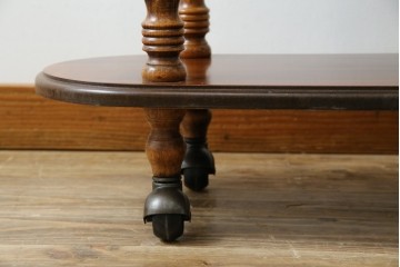 中古　美品　希少な廃番品!!　イタリア製　クラシカルな佇まいと実用性を兼ね備えたキャスター付き木製プランター　(R-084709)