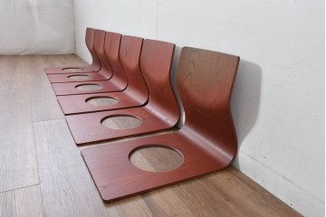 中古　美品　天童木工(Tendo)　欅材　継ぎ目のない一体感ある美しいラインが魅力の座椅子6脚　セット定価約16万円相当　(R-084711)