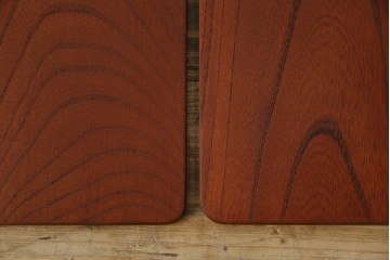 中古　美品　天童木工(Tendo)　欅材　継ぎ目のない一体感ある美しいラインが魅力の座椅子2脚セット　定価(2脚合計)約5万円　(R-084711)