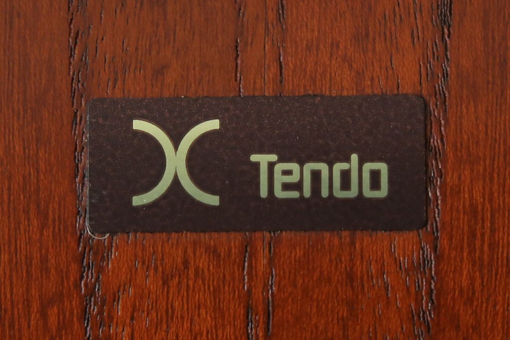 中古　美品　天童木工(Tendo)　欅材　継ぎ目のない一体感ある美しいラインが魅力の座椅子2脚セット　定価(2脚合計)約5万円　(R-084711)