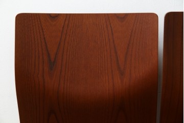 中古　美品　天童木工(Tendo)　欅材　継ぎ目のない一体感ある美しいラインが魅力の座椅子2脚セット　定価(2脚合計)約5万円　(R-084711)