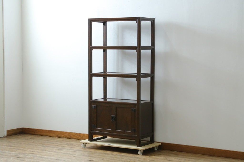 中古　美品　松本民芸家具　和モダンな佇まいが目を引くJ型朝鮮棚　定価約45万円　(R-084714)