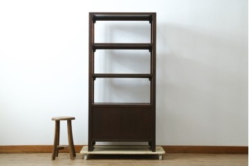 中古　美品　松本民芸家具　和モダンな佇まいが目を引くJ型朝鮮棚　定価約45万円　(R-084714)