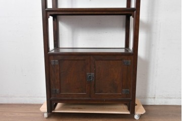 中古　美品　松本民芸家具　和モダンな佇まいが目を引くJ型朝鮮棚　定価約45万円相当　(R-084714)