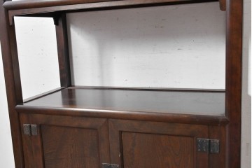中古　美品　松本民芸家具　和モダンな佇まいが目を引くJ型朝鮮棚　定価約45万円相当　(R-084714)