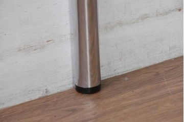 中古　美品　USMハラー(USM Haller)　ブラック天板とスチールフレームが洗練された印象のテーブル　(R-084716)