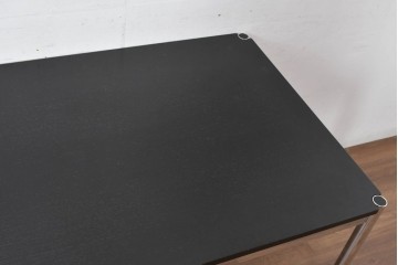 中古　美品　USMハラー(USM Haller)　ブラック天板とスチールフレームが洗練された印象のテーブル　(R-084716)
