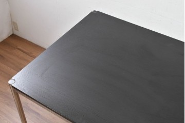 中古　美品　USMハラー(USM Haller)　ブラック天板が空間を引き締めるテーブル　(R-084717)