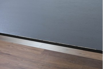 中古　美品　USMハラー(USM Haller)　ブラック天板が空間を引き締めるテーブル　(R-084717)