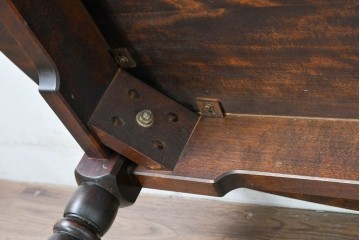 中古　希少な絶版品　北海道民芸家具　#475　木目が特徴的なダイニングテーブル　(R-084718)