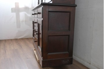 中古　松本民芸家具　高級感漂うD型食器棚　定価約99万円相当　(R-084721)