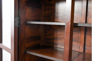 中古　松本民芸家具　高級感漂うD型食器棚　定価約99万円相当　(R-084721)