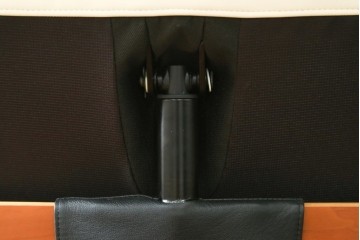 中古　美品　カリモク家具(karimoku)　ザ・ファースト(THE FIRST)　RU71　上質なくつろぎの時間を演出するリクライニングチェアとオットマンのセット　定価(セット合計)約28万円　(R-084723)