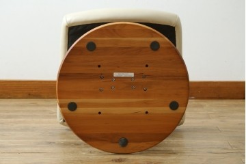 中古　美品　カリモク家具(karimoku)　ザ・ファースト(THE FIRST)　RU71　上質なくつろぎの時間を演出するリクライニングチェアとオットマンのセット　定価(セット合計)約28万円　(R-084723)