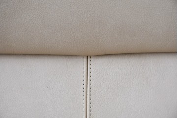 中古　美品　カリモク家具(karimoku)　ザ・ファースト(THE FIRST)　RU71　上質なくつろぎの時間を演出するリクライニングチェアとオットマンのセット　定価約28万円相当　(R-084723)