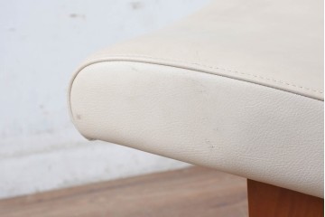 中古　美品　カリモク家具(karimoku)　ザ・ファースト(THE FIRST)　RU71　上質なくつろぎの時間を演出するリクライニングチェアとオットマンのセット　定価約28万円相当　(R-084723)